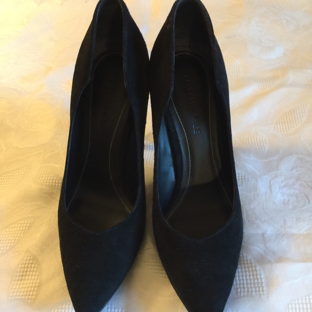 Black suede Kendall + Kylie Heels, Size 6.5M - Pre Owned